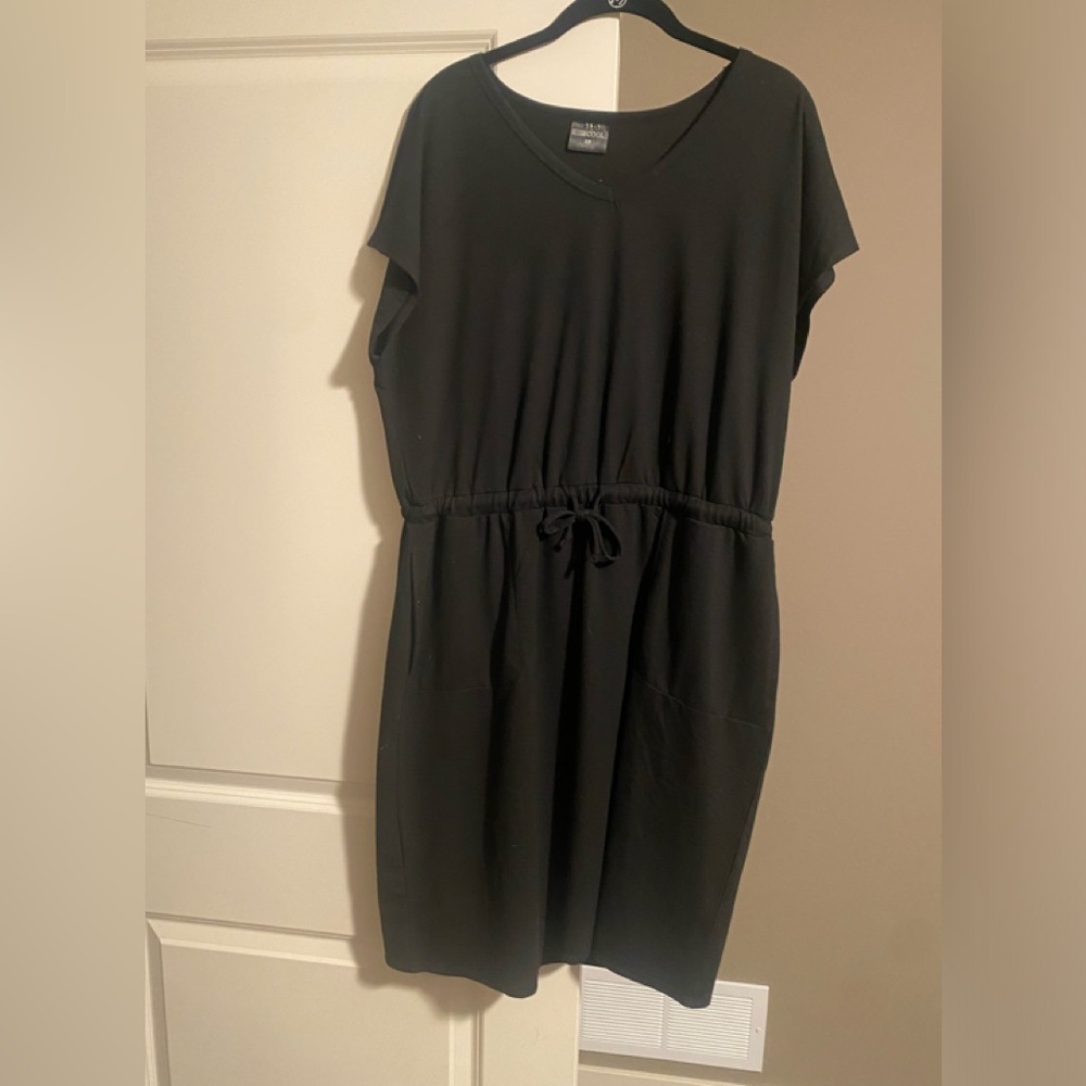32 degree cool dress